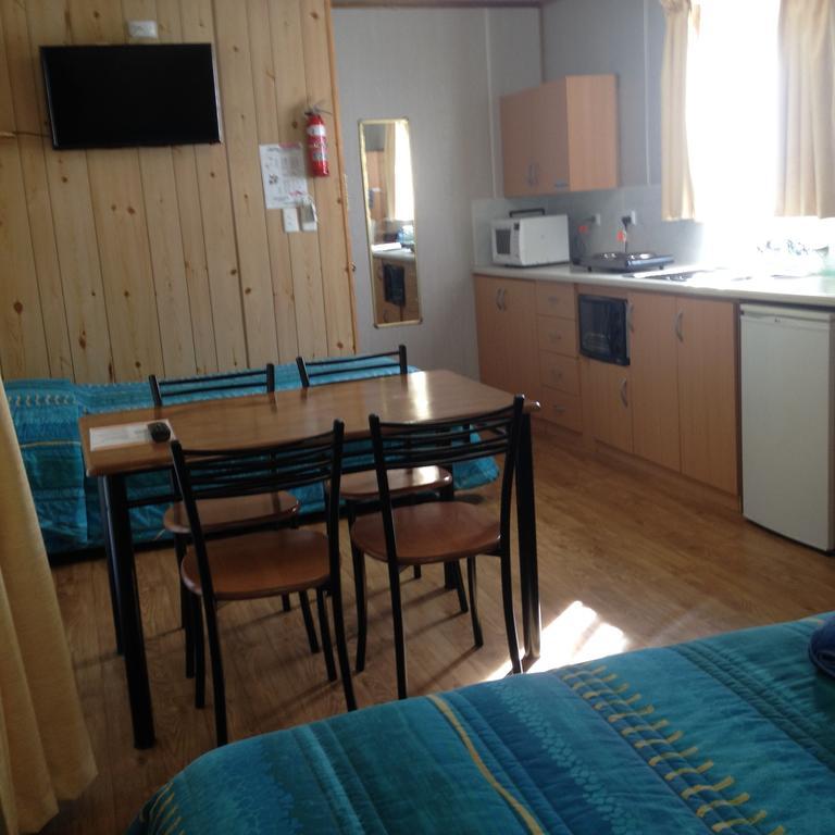 Hotel Millicent Lakeside Caravan Park Esterno foto