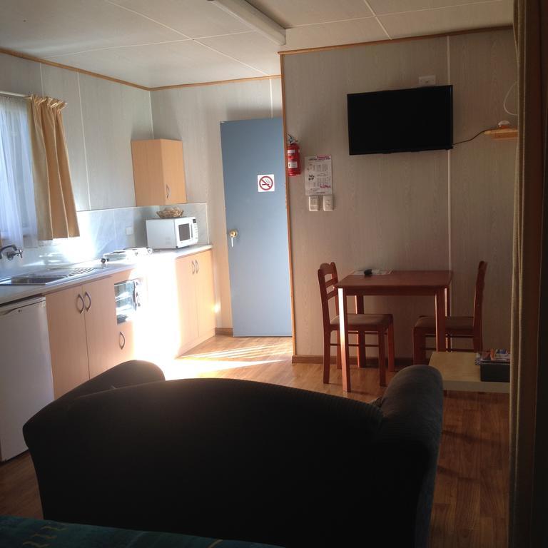 Hotel Millicent Lakeside Caravan Park Esterno foto